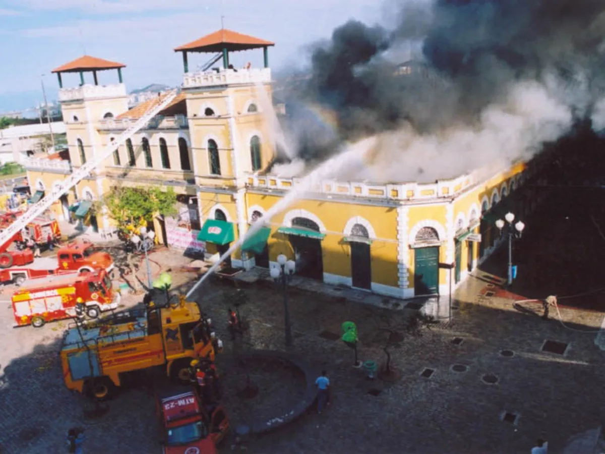 Incêndio no Mercado Público de Florianópolis completa 20 anos e reforça a importância da prevenção