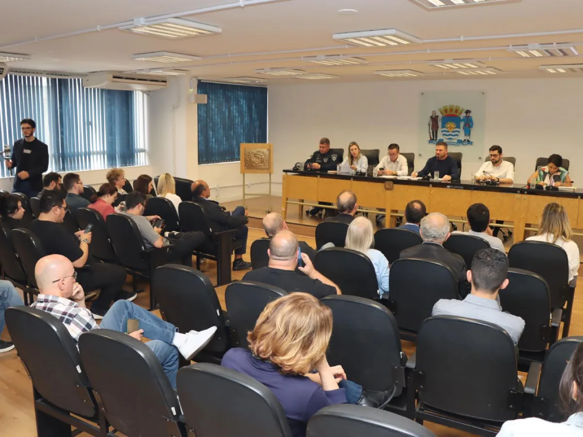 Audiência pública na Câmara de Florianópolis discute regramento para uso de praças e parques em Florianópolis para aumentar a segurança