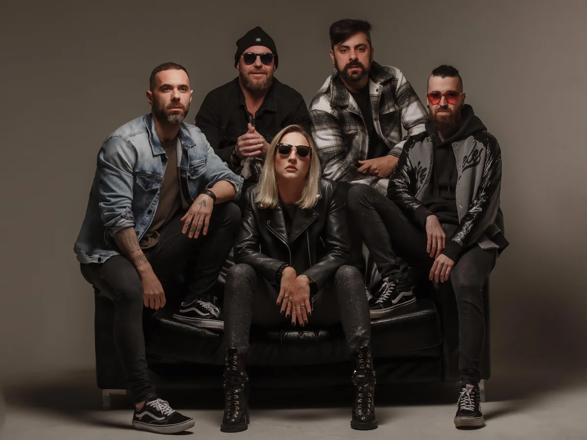 Atrações musicais gratuitas movimentam a Praia Central de Balneário Camboriú neste domingo