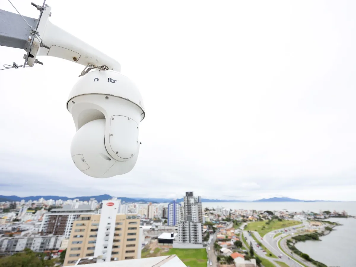 Florianópolis reforçou a segurança no desfile de 7 de setembro com câmeras de reconhecimento facial