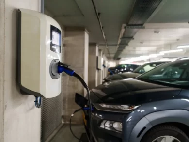 Tribunal determina restrições ao uso de carregadores de carros elétricos em garagem de prédio por risco elétrico