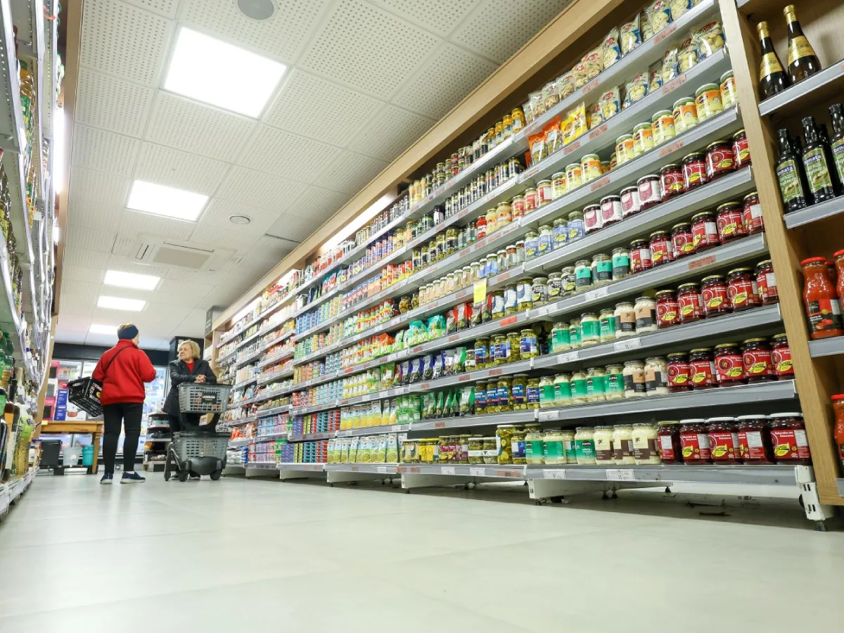 Comércio de Santa Catarina cresce o triplo da média e impulsiona a economia local