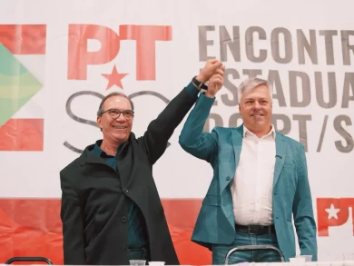 Décio Lima transmite presidência do PT SC a Fabiano da Luz, após 8 anos de expansão