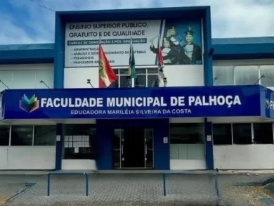 Faculdade Municipal de Palhoça recebe conceito máximo na avaliação institucional