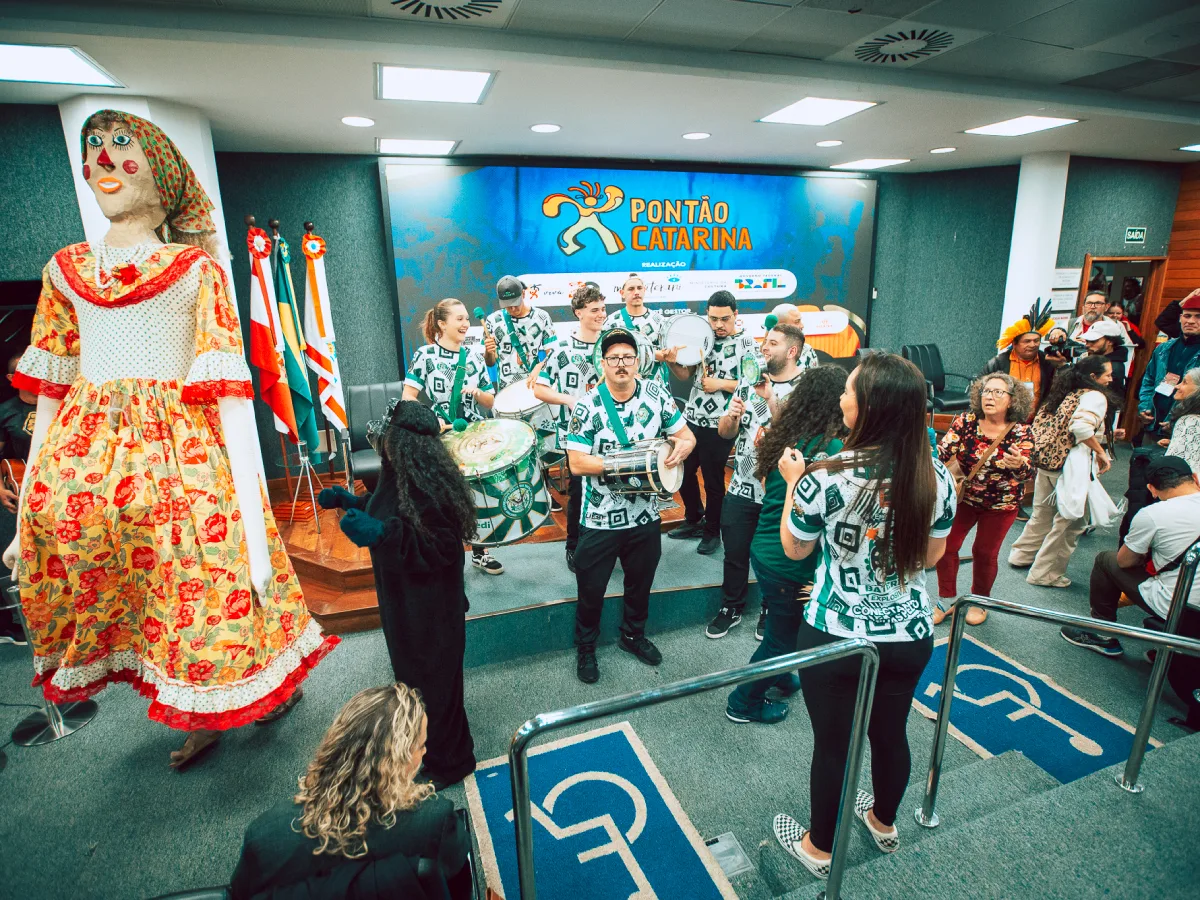 Fórum dos Pontos de Cultura de Santa Catarina reuniu representantes do setor cultural para debater políticas públicas