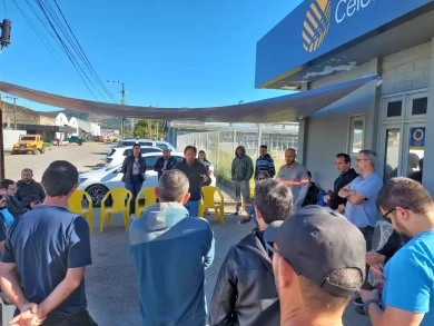 Greve na Celesc entra no terceiro dia com trabalhadores reafirmando disposição para negociar