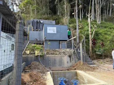 Fundação Municipal do Meio Ambiente aplica multa histórica após vazamento de efluentes em Brusque