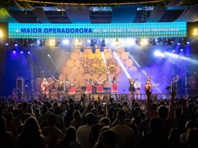 Blumenau realiza capacitação inédita para guias turísticos na Alemanha durante a Oktoberfest de Munique
