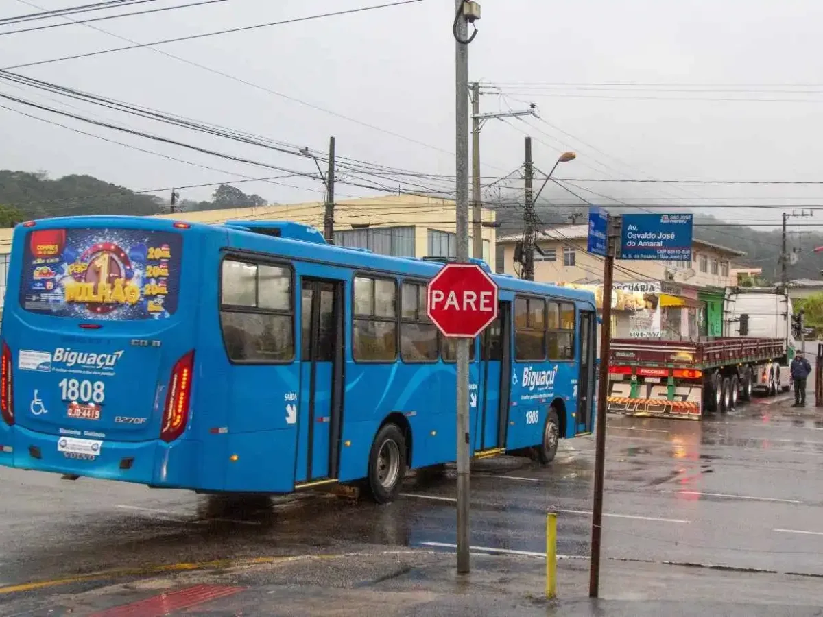 Transporte coletivo em São José passa por reformulação com novas linhas e integração