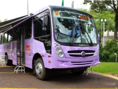 Ônibus Lilás percorre cidades catarinenses para reforçar o enfrentamento à violência contra a mulher