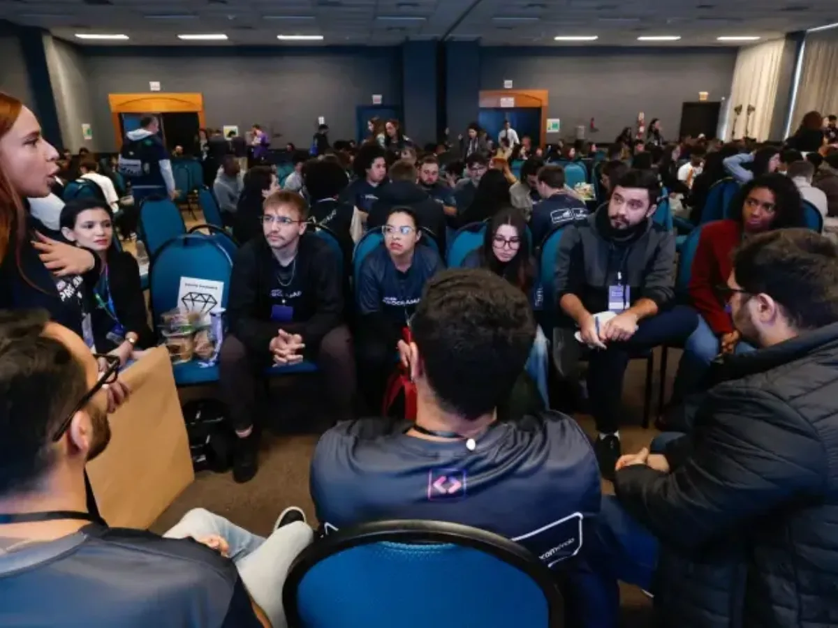 Programa Educação que Transforma promove experiências de empreendedorismo para jovens catarinenses