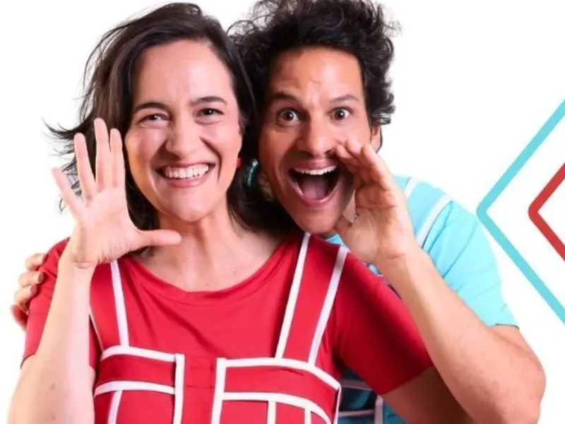 Tiquequê leva show Bailamos ao palco do Teatro Ademir Rosa em Florianópolis