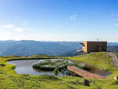 Anitápolis conquista turistas com trilhas, cachoeiras e tranquilidade