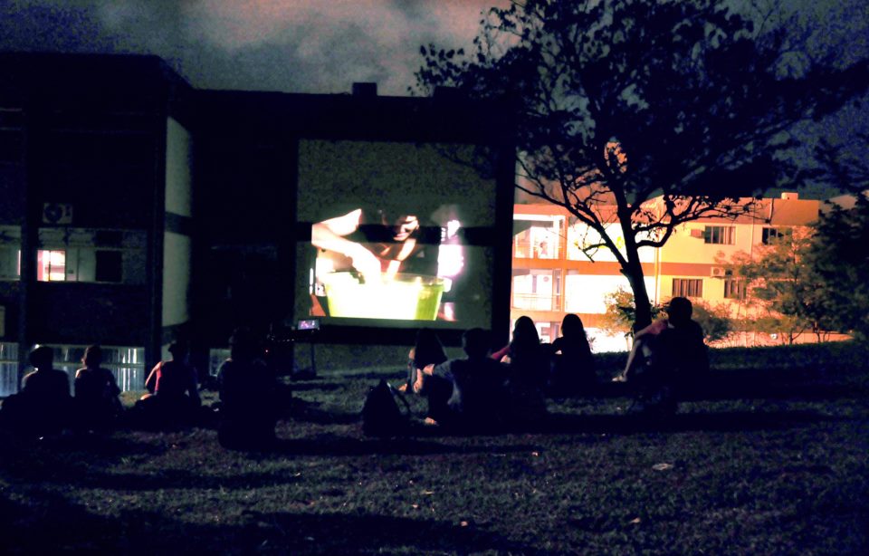 Conheça os cineclubes da UFSC que promovem sessões gratuitas de filmes variados