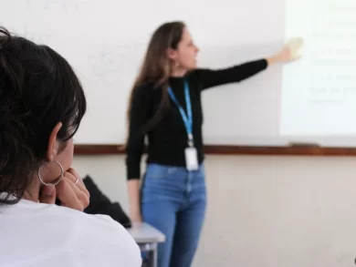 Inscrições abertas para o processo seletivo de professores admitidos em caráter temporário da rede estadual de SC
