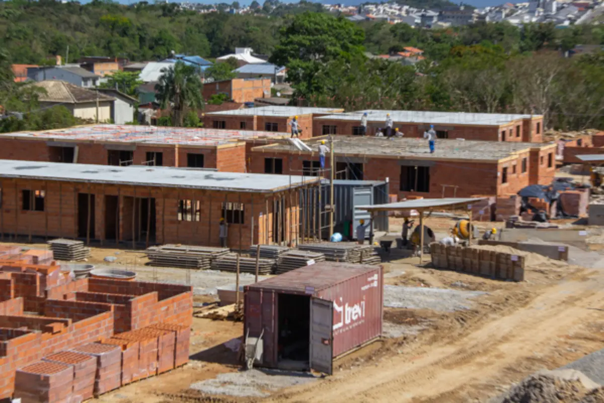 Avançam as obras do residencial popular do Horto Florestal em São José