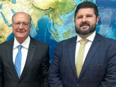 PSB de Santa Catarina tem nova executiva, com Níkolas Bottós como presidente estadual