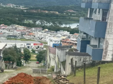 Obra da Casan busca modernizar abastecimento no bairro Potecas, em São José
