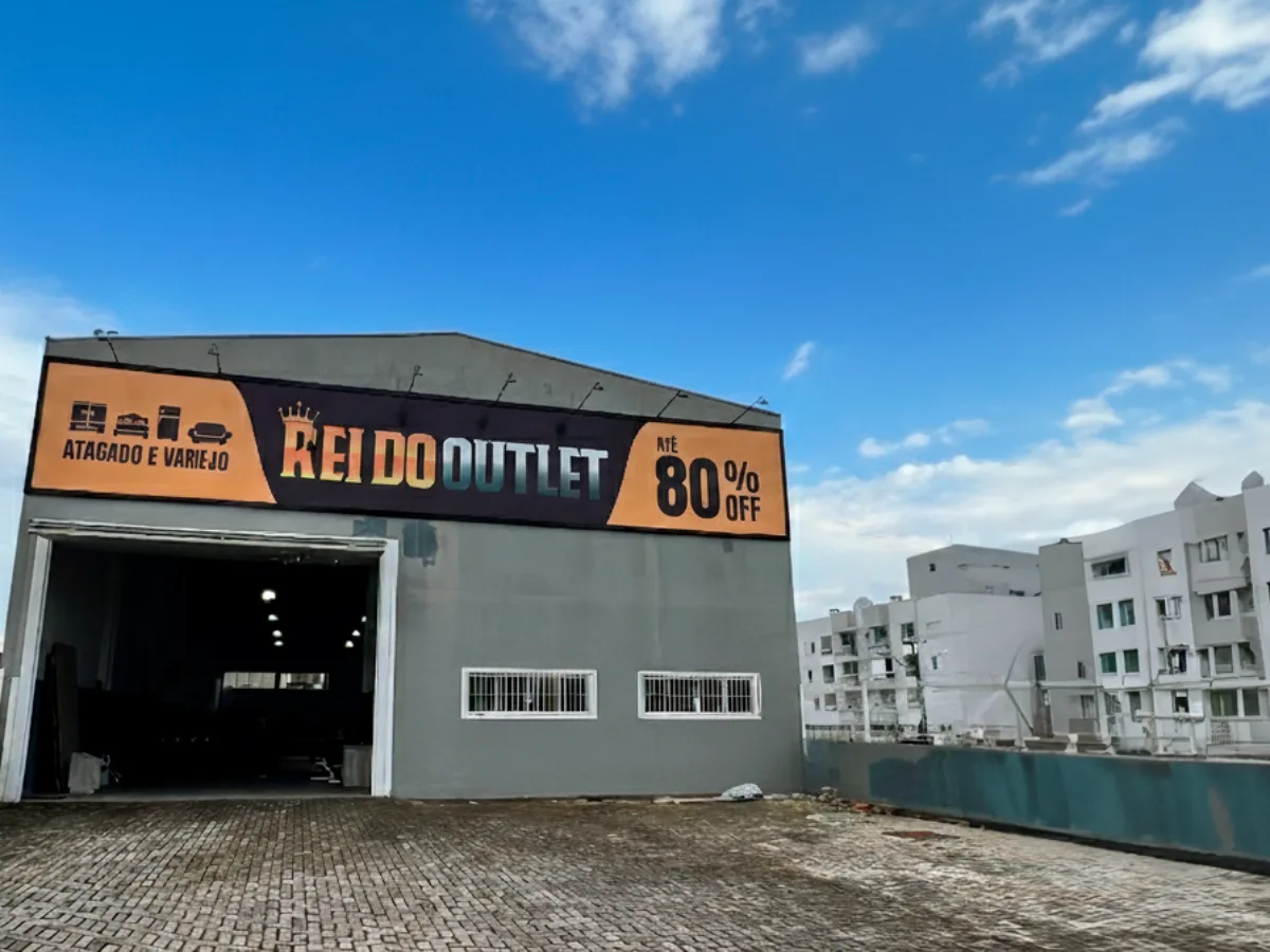Rei do Outlet inaugura sua quinta loja em São José nesta quinta-feira