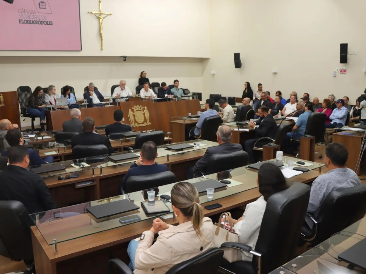 Câmara debate o futuro dos quiosques em Florianópolis em reunião ampliada
