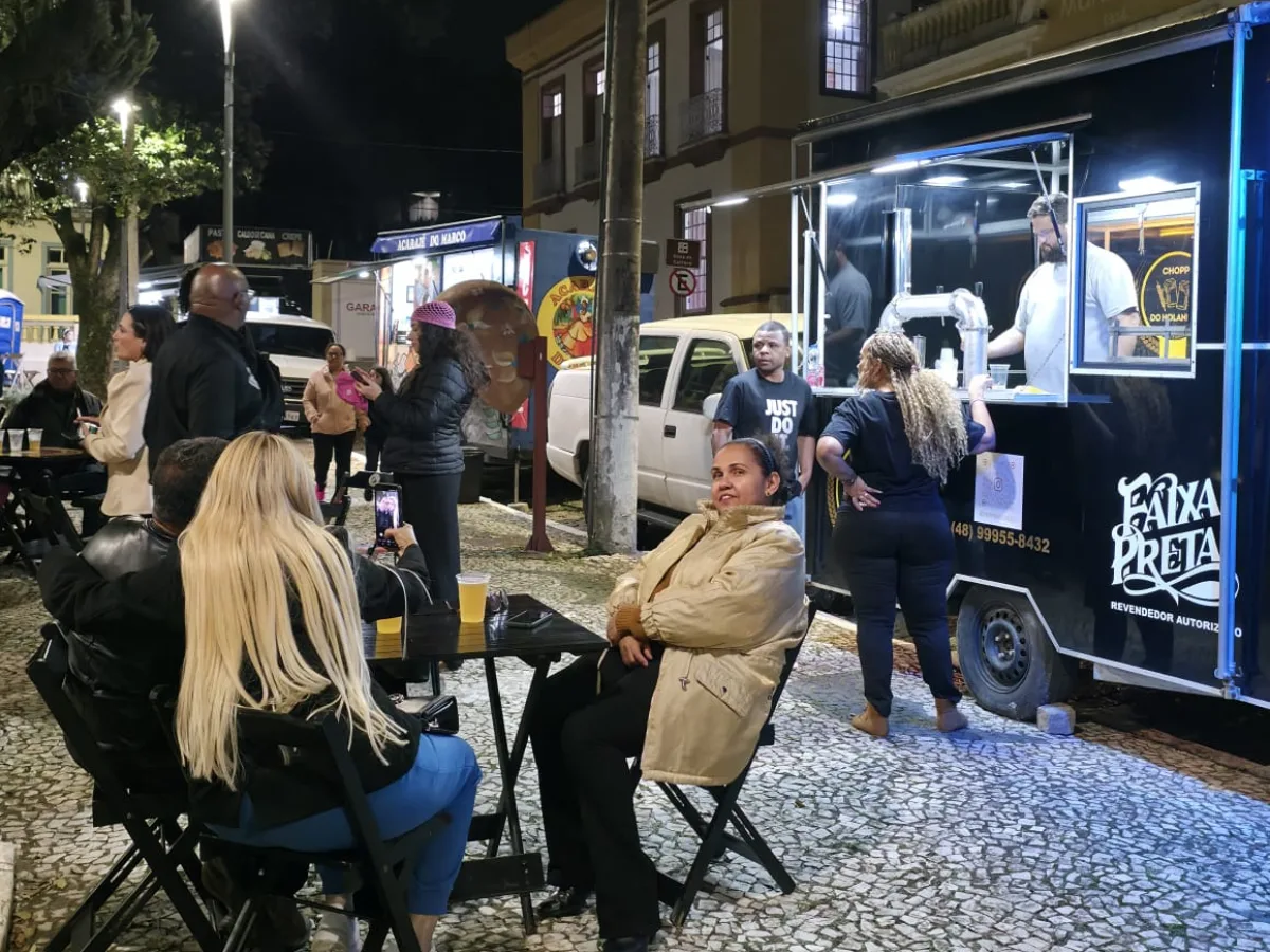 Terça na Praça abre Mês da Consciência Negra com tributo ao samba em São José