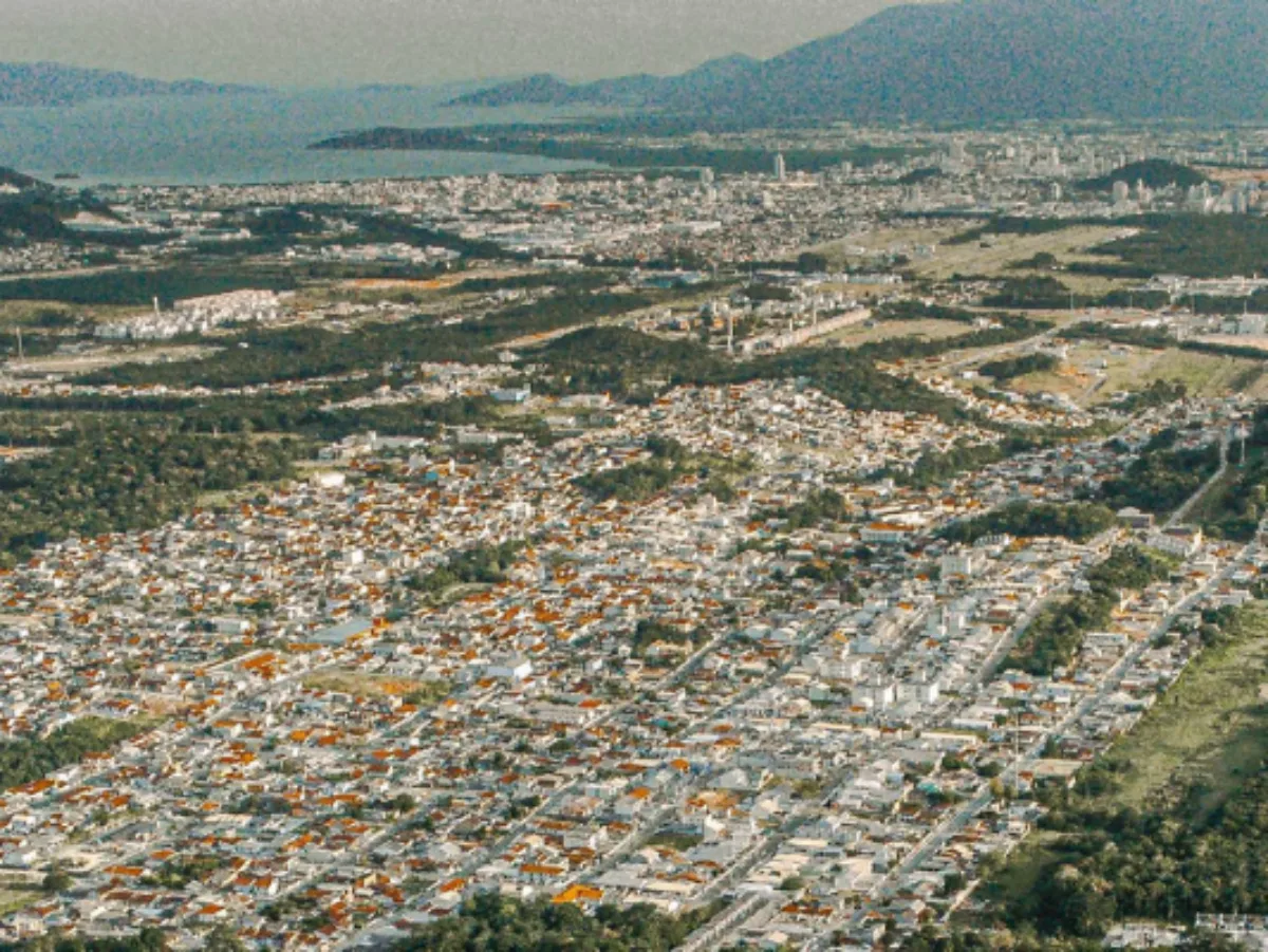 Leilão público on-line de terrenos em São José oferece oportunidades de negócios na Grande Florianópolis