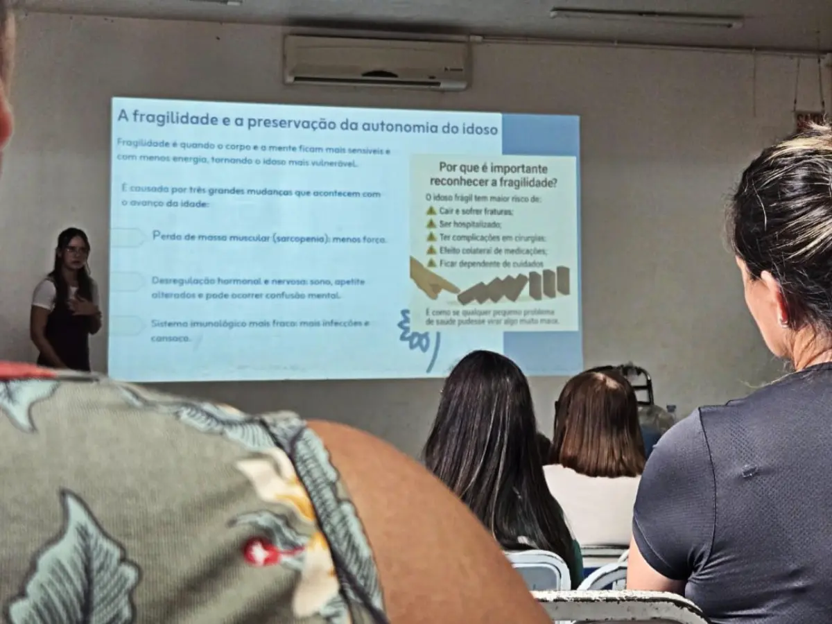 Capacitação inédita para cuidadores de idosos fortalece a formação em Florianópolis