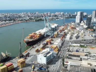 Mudança nas tarifas dos EUA reforça a retomada das exportações em Itajaí
