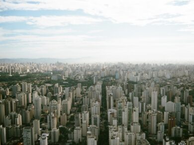 São Paulo registra salto no preço do metro quadrado