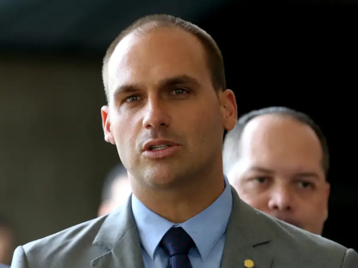 STF inicia o julgamento de denúncia contra Eduardo Bolsonaro em novembro