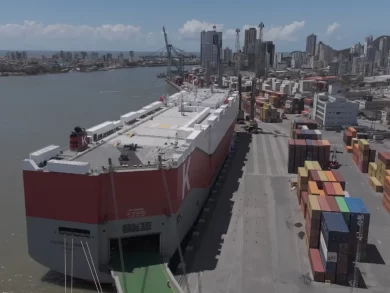 Complexo Portuário de Itajaí alcança novo patamar de crescimento em 2025