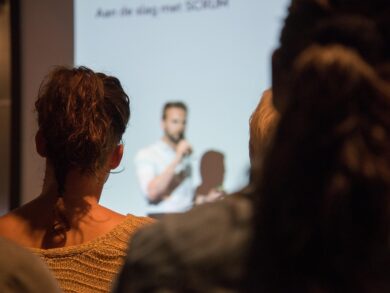 Pós-graduação cresce no Brasil, mas falta prática