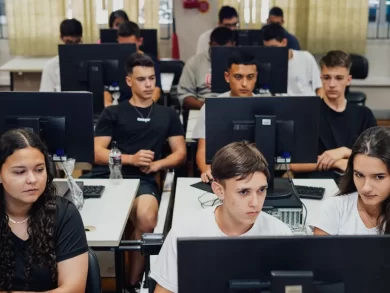 CaTec+ impulsiona a formação técnica com a abertura de 50 mil oportunidades