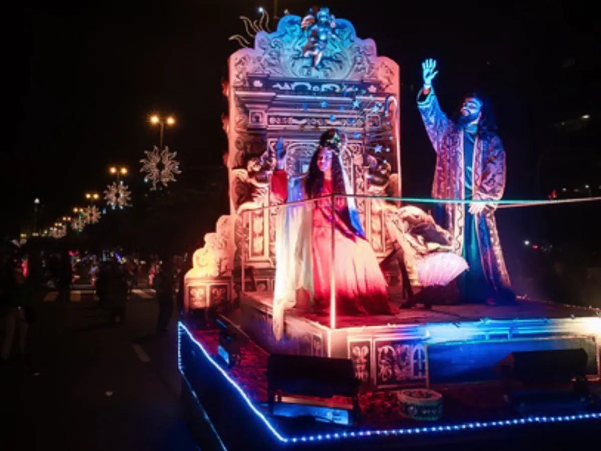 Desfile de Natal de Florianópolis terá grandes atrações na Avenida Beira Mar Norte com iluminação inspirada pela aurora boreal