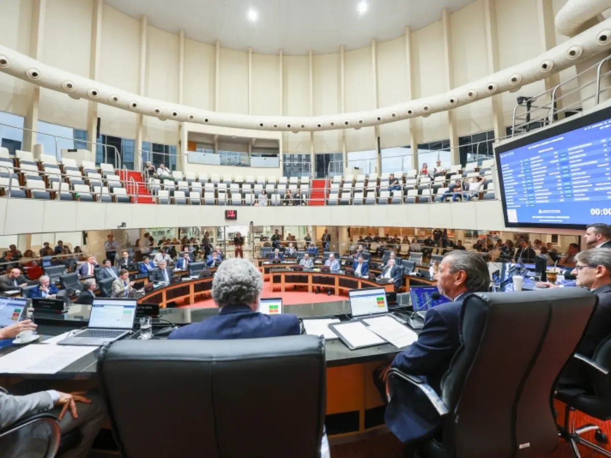 Produção legislativa da Alesc supera 50% de alta e consolida avanço em 2025