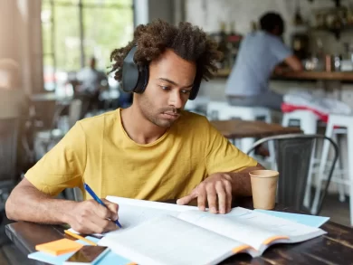 Cursos de pós-graduação estão com inscrições abertas na Faculdade Municipal de Palhoça