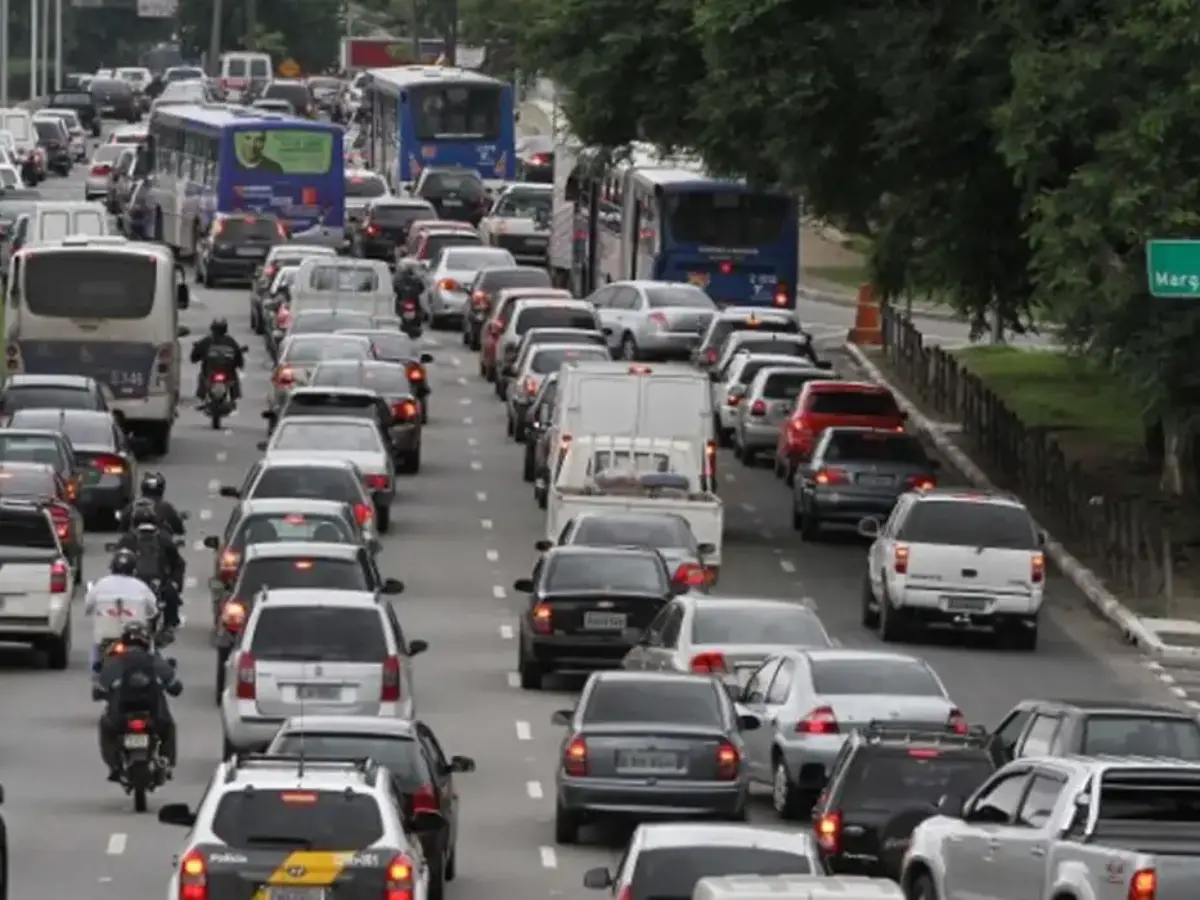 A isenção de IPVA para veículos antigos avança após aprovação na Câmara