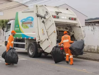 São José ajusta o horário da coleta de lixo nas vésperas do Natal e do Ano-Novo