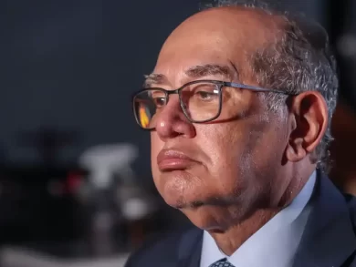 Gilmar Mendes determina que só a PGR pode pedir impeachment de ministro do STF