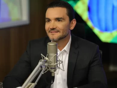 União Brasil confirma expulsão do ministro Celso Sabino da legenda