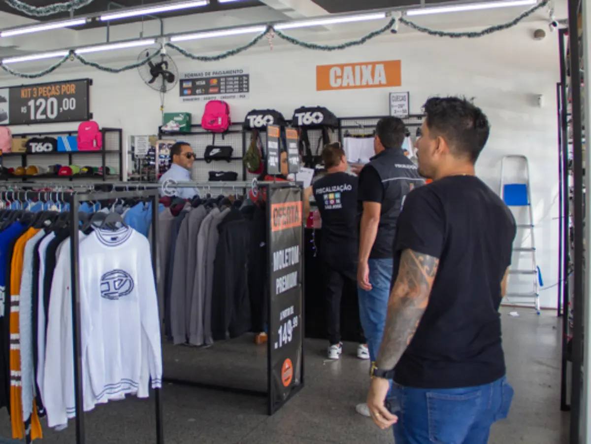 Procon interdita novamente outlet de artigos esportivos em São José