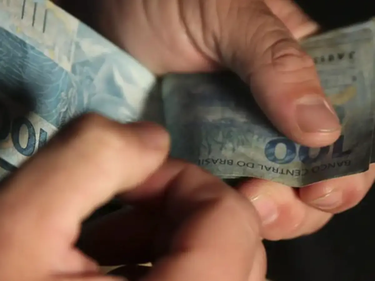 Isenção do IR e salário mínimo maior injetam R$ 110 bilhões na economia em 2026
