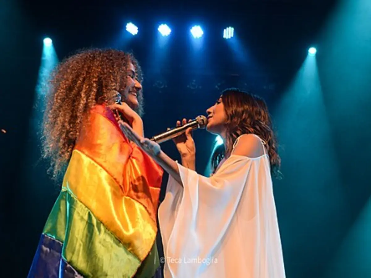 Anavitória se apresenta no Teatro Carlos Gomes, em Blumenau