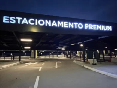 Floripa Airport conclui estacionamento premium e novo terminal intermodal