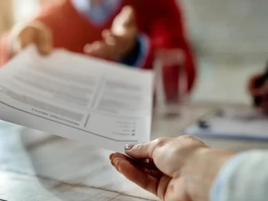 Feirão de Empregos oferece vagas a jovens de 18 a 22 anos em Florianópolis
