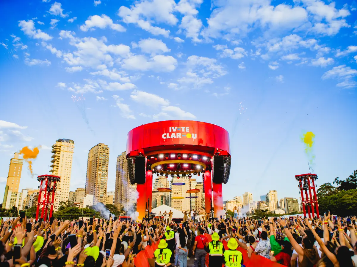 Ivete Sangalo traz a turnê “Ivete Clareou” ao Stage Music Park, em abril.