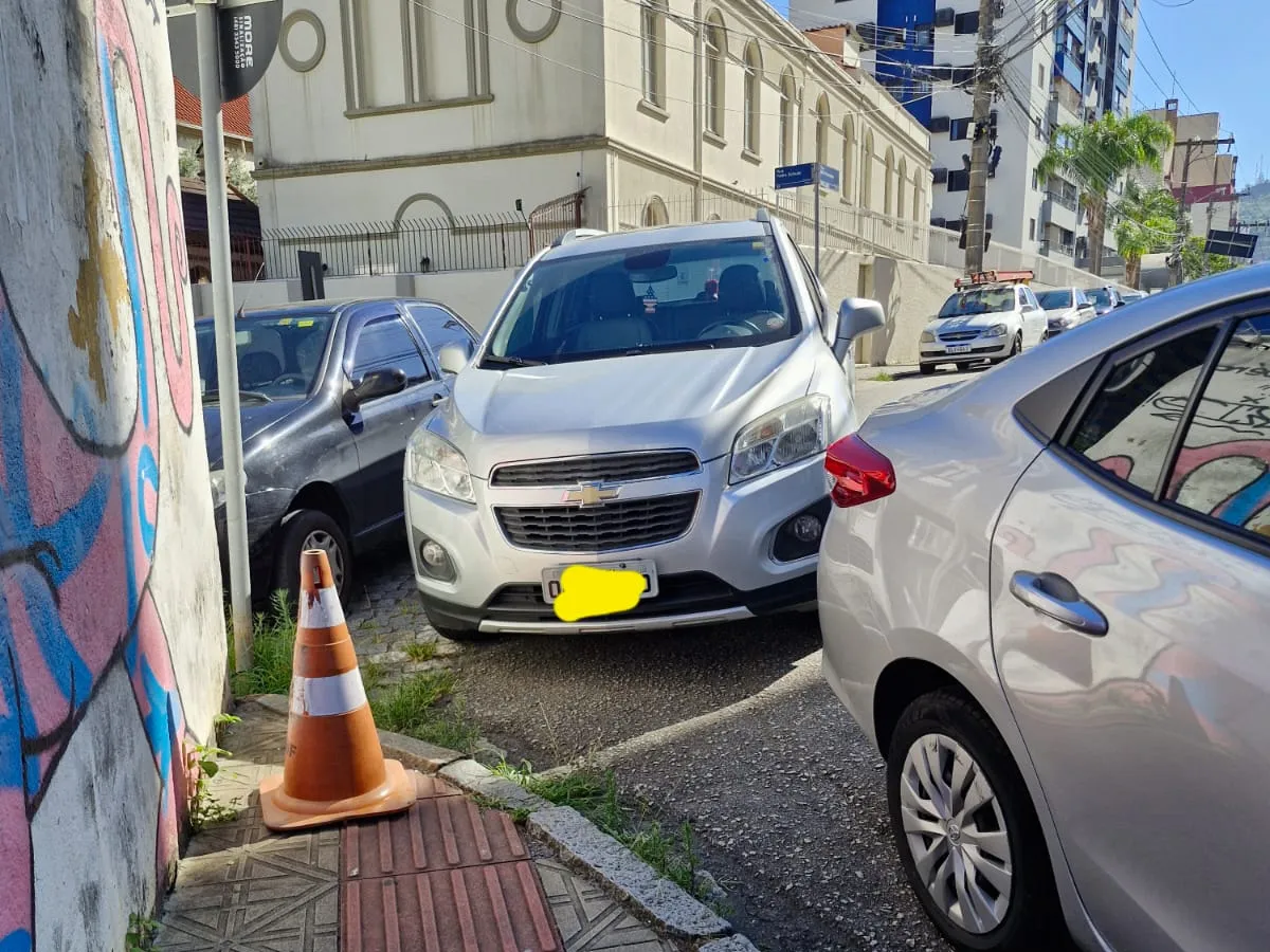 Férias escolares chegando ao fim e o caos volta a reinar no centro de Florianópolis