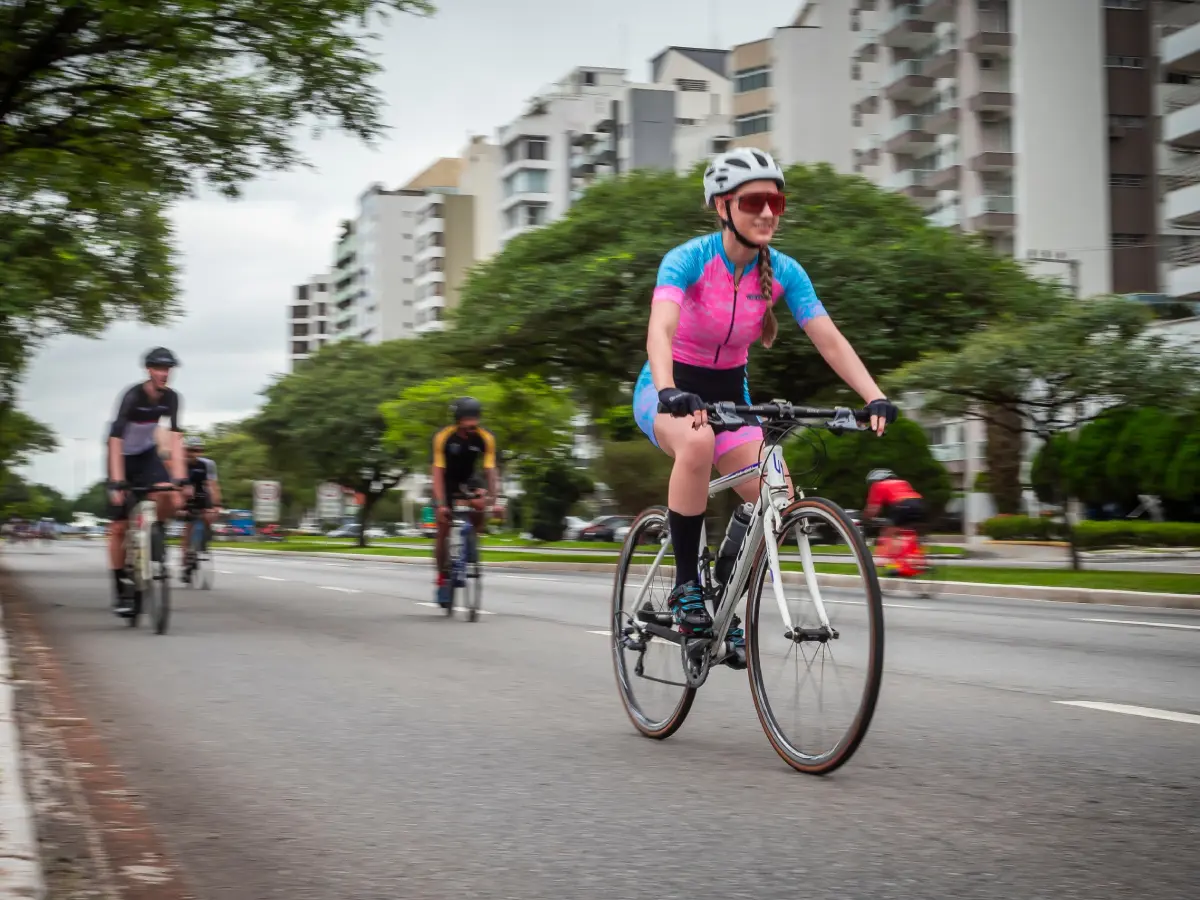 Via Amiga do Ciclista tem novo horário para reduzir conflitos no trânsito