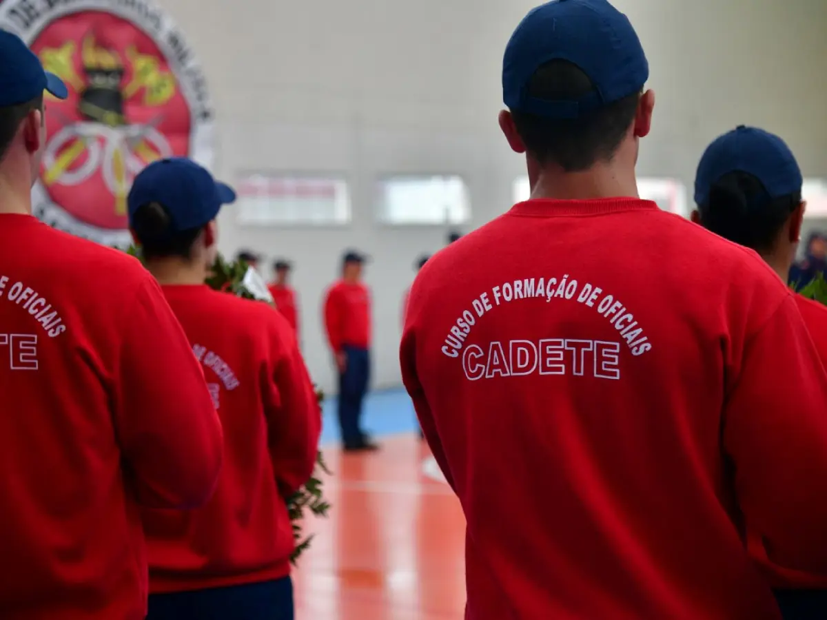 Corpo de Bombeiros de SC abre inscrições para concurso com salários de até R$ 21 mil