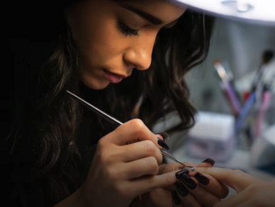 InfinitePay lança curso grátis para capacitar manicures